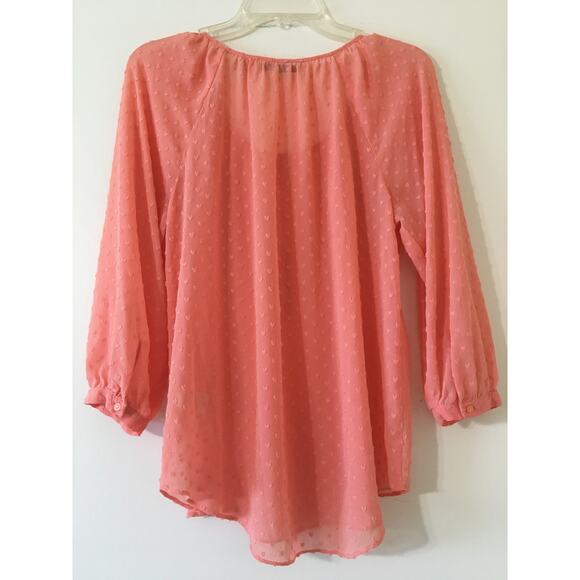 LC Lauren Conrad Medium Sheer Peach Top 3/4 Sleeve With Tiny Flocked Hearts - Picture 2 of 5